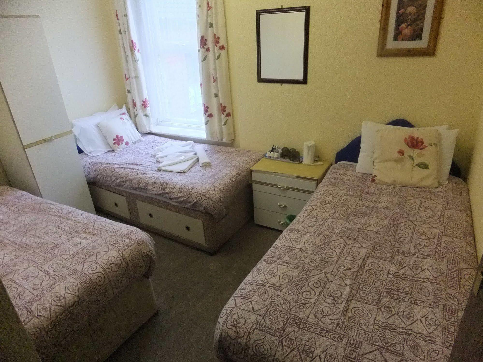 Charnley Gold Hotel Blackpool Bagian luar foto